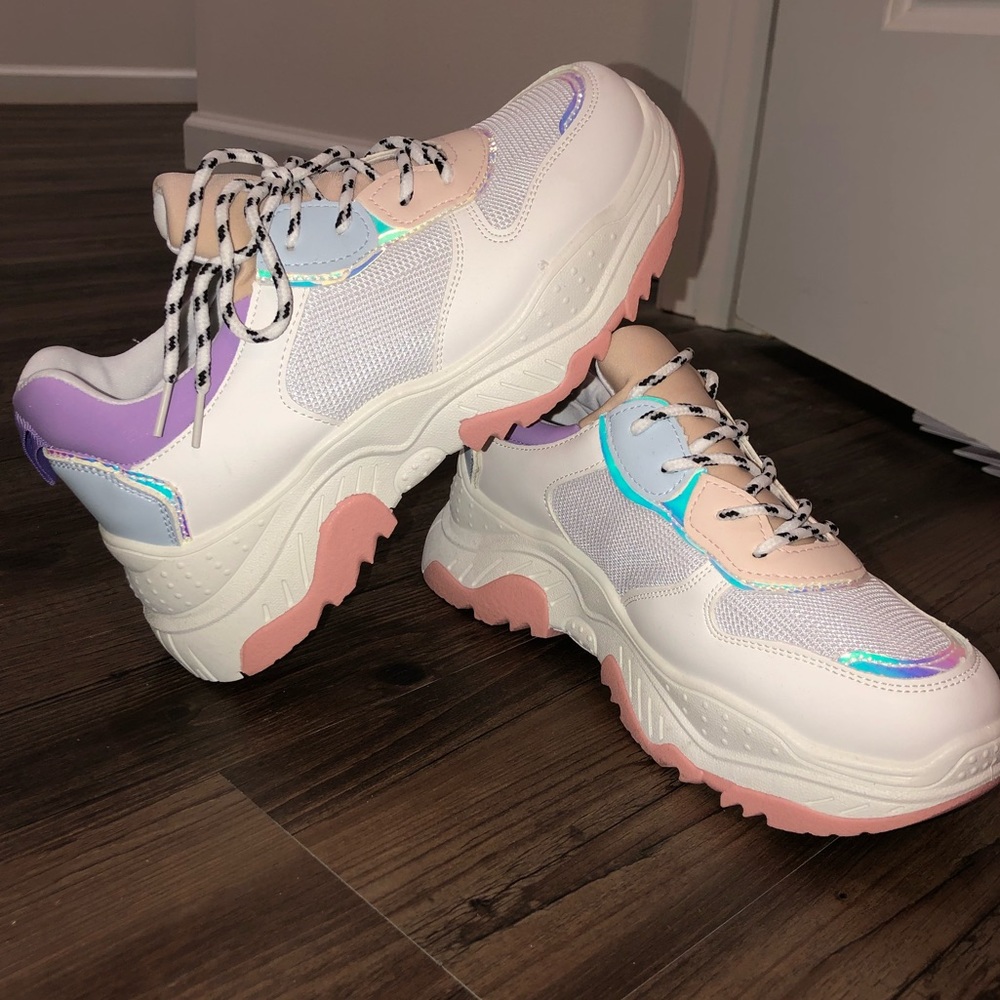 NEVER WORN Colorful Sneakers